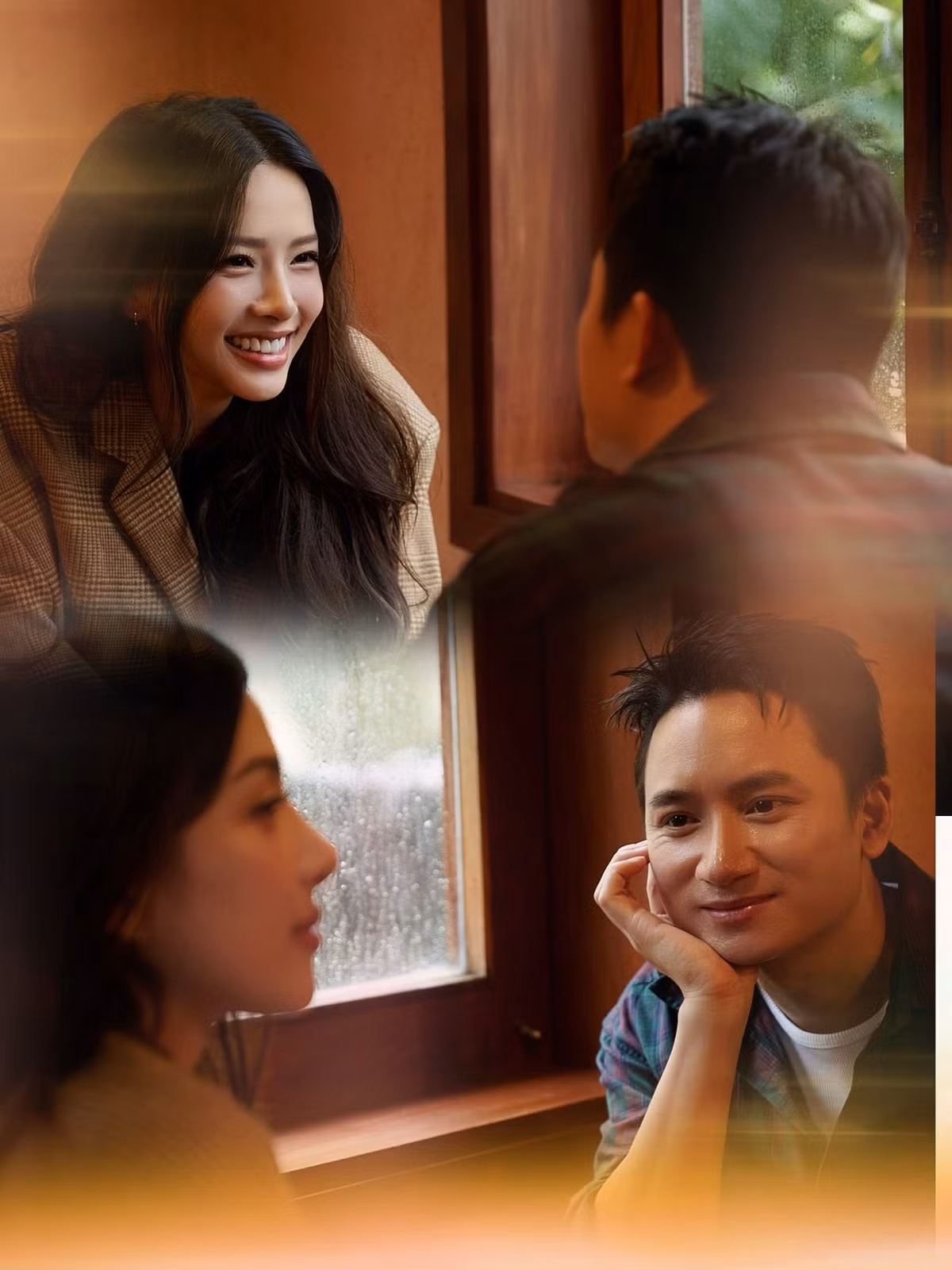 Phan Mạnh Quỳnh và Khánh Vy bắt đầu hẹn hò từ cuối năm 2015. Tình yêu của họ bước sang trang mới vào tháng 9/2018 khi nam nhạc sĩ quỳ gối cầu hôn bạn gái trên một bãi biển, trong không gian lãng mạn và sự chứng kiến của những người bạn thân thiết.