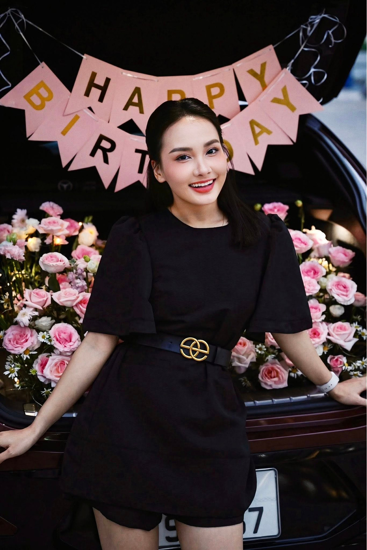 Bảo Thanh khoe bức ảnh đánh dấu tuổi mới. Ảnh: FB Bảo Thanh