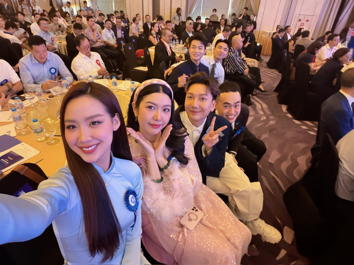 Hoa hậu Bảo Ngọc tham dự Lễ ra mắt Chi hội phía Nam - Hiệp hội An ninh mạng Quốc gia. Ảnh: FB Lê Nguyễn Bảo Ngọc