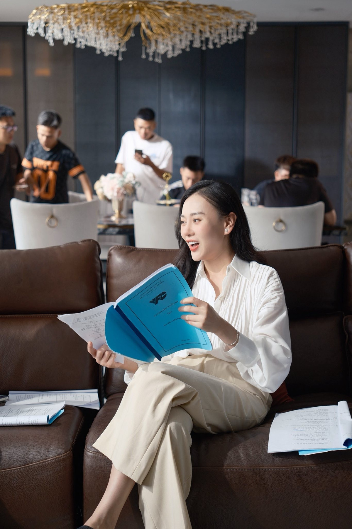 Tin tức sao Việt 22/7: Diễn viên Phương Oanh chuẩn bị tái xuất màn ảnh Việt trong dự án phim Ngày mai của em. Ảnh: FB Đỗ Phương Oanh