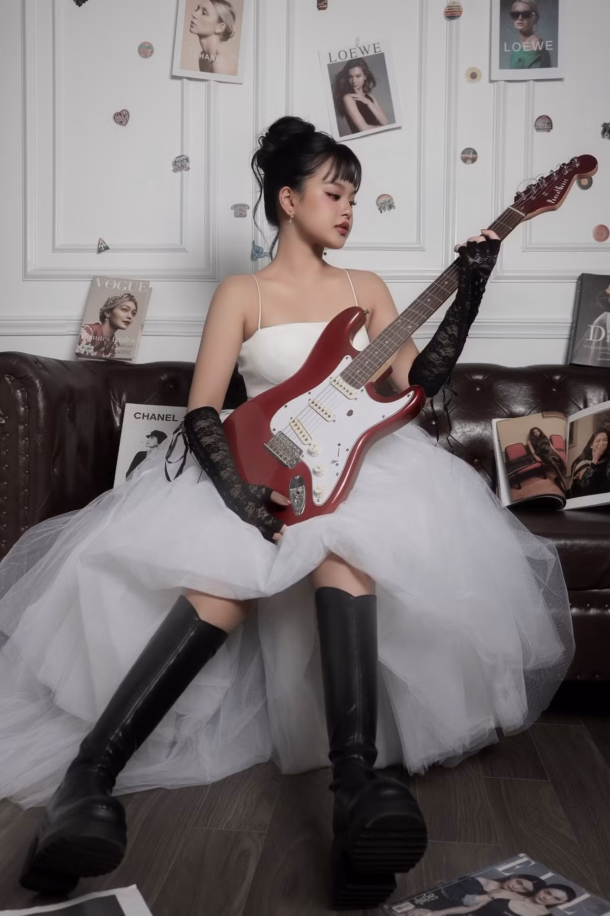 Cựu mẫu Thuý Hạnh khoe ảnh mới của con gái đầy khí chất nghệ sĩ. Ảnh: FB Bui Thuy Hanh