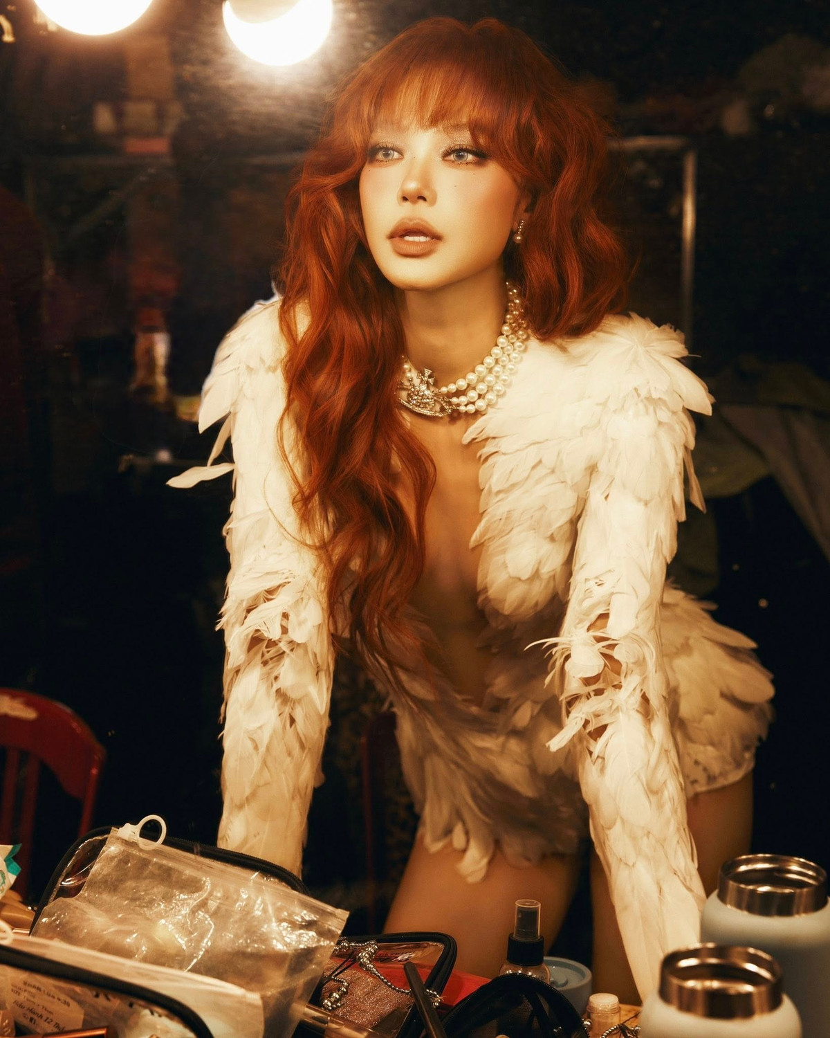 Từ vai trò ca sĩ, diễn viên cho đến nhà sản xuất phim, cô đều để lại dấu ấn riêng với sự nghiêm túc và sáng tạo.