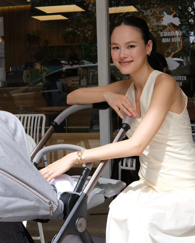 Nhiều khán giả bày tỏ sự ngưỡng mộ trước khả năng lấy lại phong độ nhanh chóng của siêu mẫu.