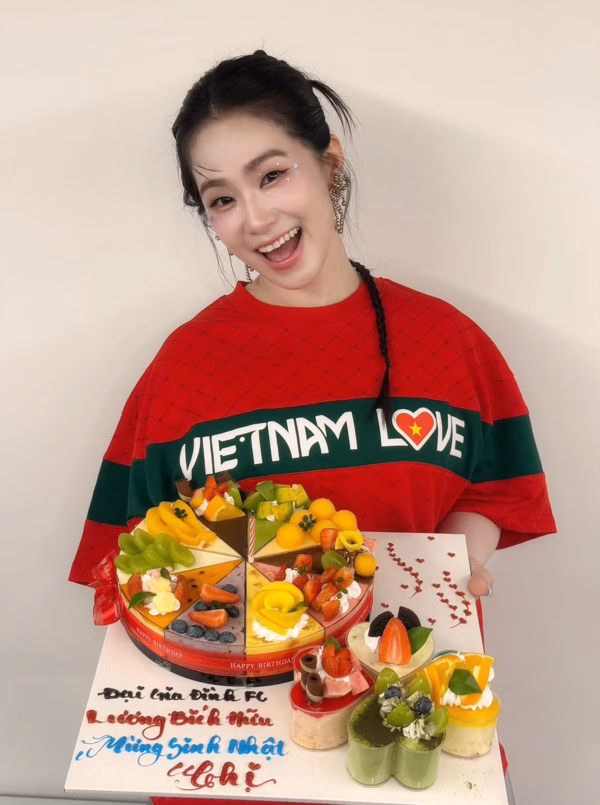 Chính từ thời điểm đó, Lương Bích Hữu đã đặt ra mục tiêu quyết tâm giảm cân không chỉ để lấy lại vóc dáng mà còn để đảm bảo sức khoẻ.