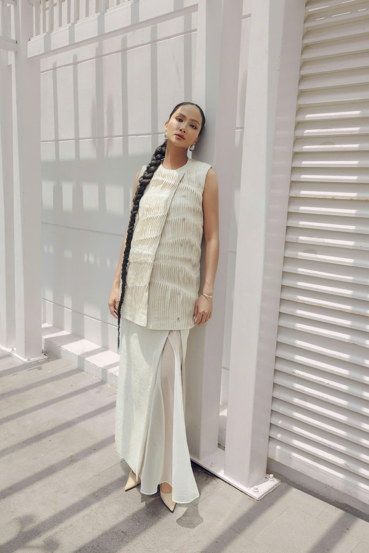 Không ngại thử thách bản thân, nàng hậu vẫn “lên đồ” cực kỳ chịu chơi với những bộ cánh độc đáo, khẳng định phong độ ngoại hình đỉnh cao ngay cả trong thai kỳ. Ảnh: FB H’Hen Niê