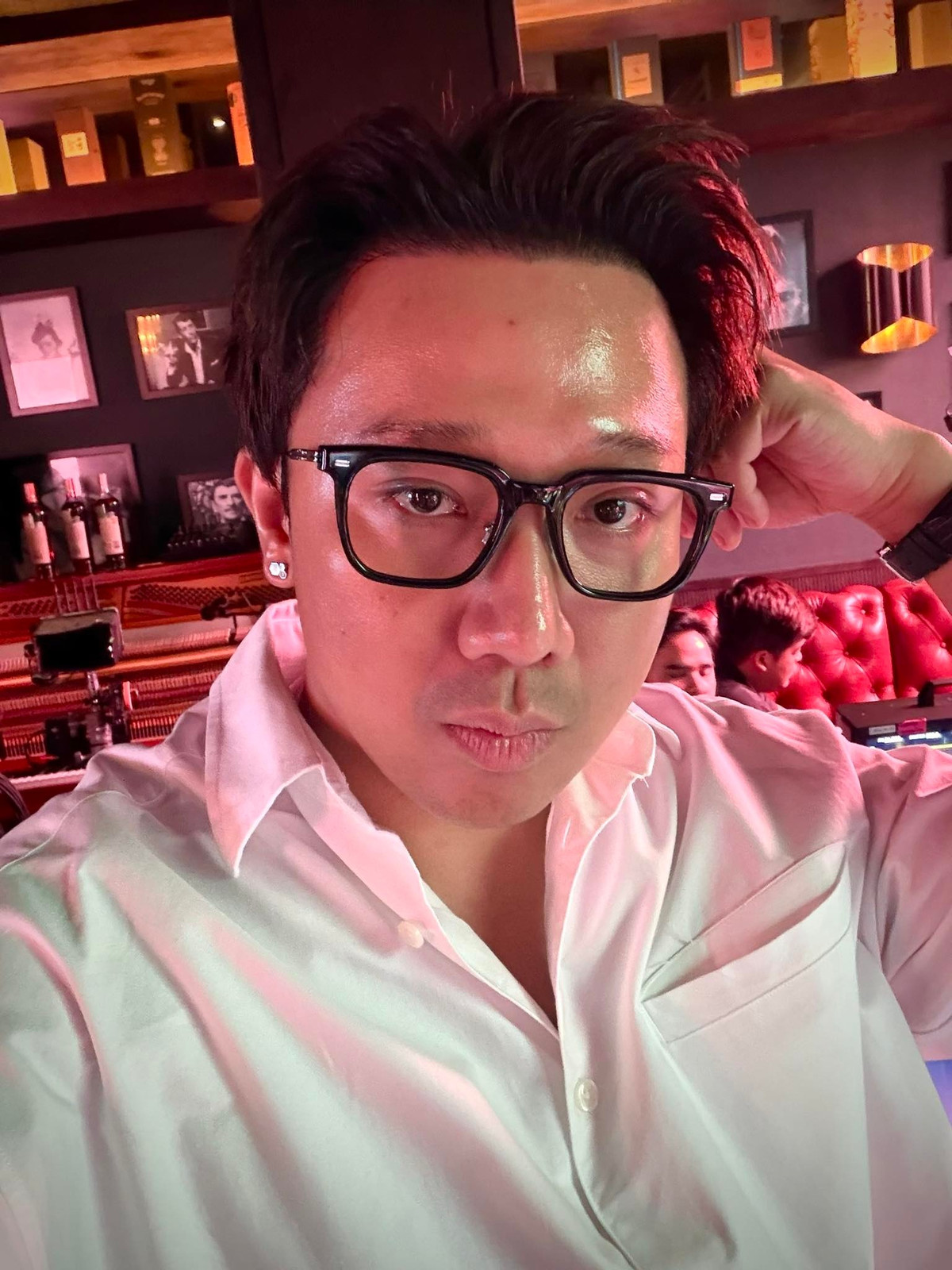 Tin tức sao Việt 30/9: Trên trang cá nhân, Trấn Thành chia sẻ hình ảnh mới và nhắn nhủ fan: “Bao lâu rồi ta chưa gặp nhau?”. Ảnh: FB Trấn Thành