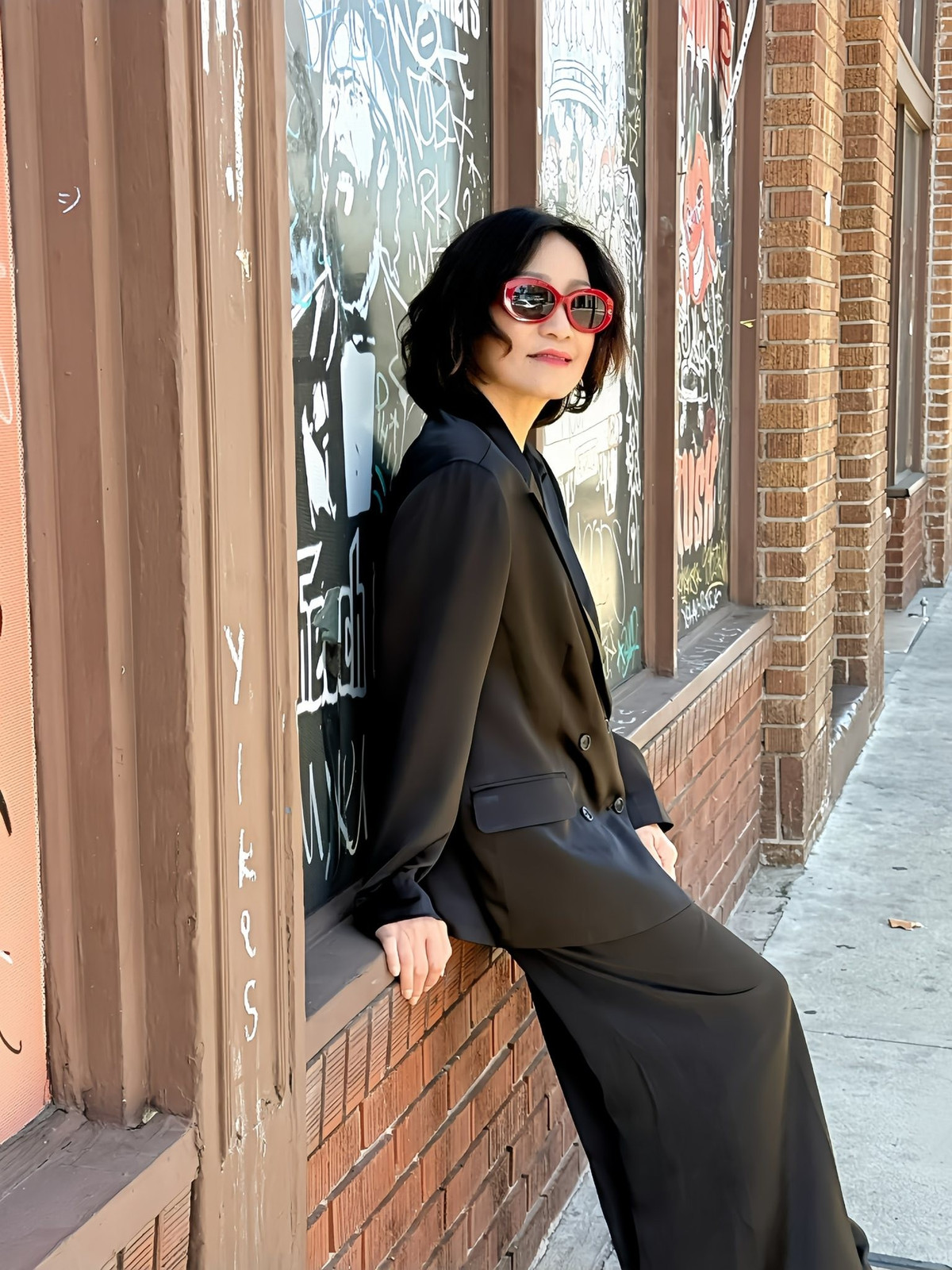 Nghệ sĩ Hồng Đào ăn mặc trẻ trung, được nhiều người khen 'lão hóa ngược' ở tuổi 63. Ảnh: FB Hồng Đào