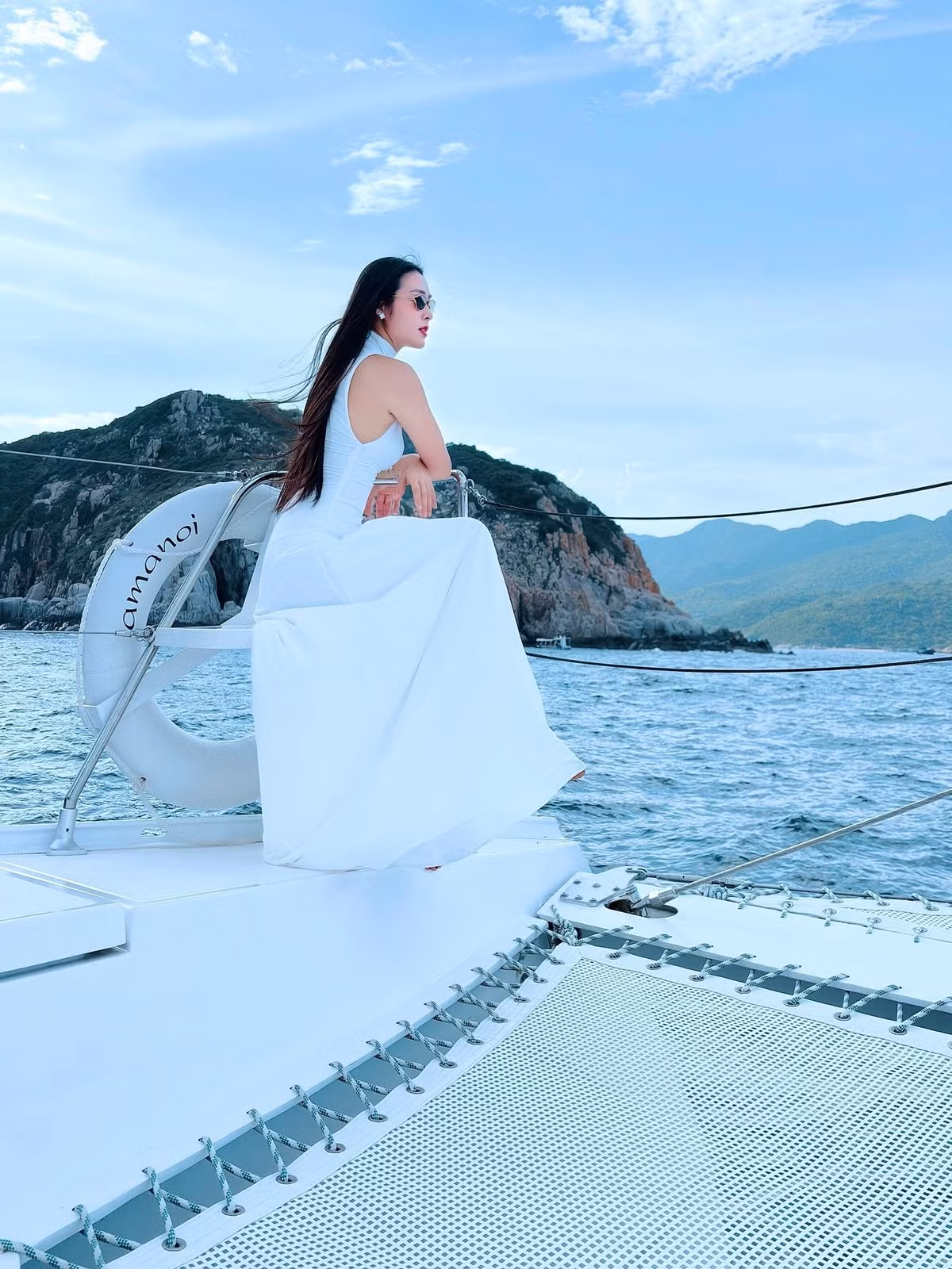 Hình ảnh thơ mộng và gợi cảm này nhanh chóng nhận được hàng nghìn lượt yêu thích và bình luận khen ngợi từ cộng đồng mạng. Ảnh: FB Diệp Bảo Ngọc