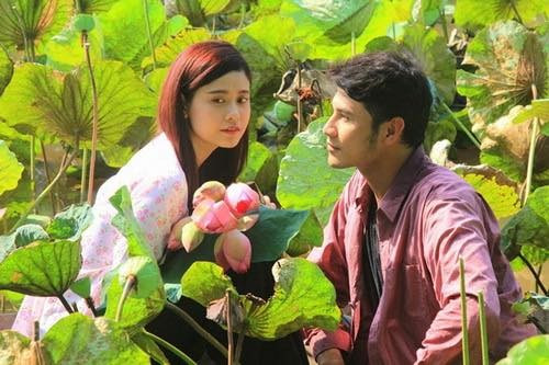 Một số khán giả còn nhận xét rằng những bức ảnh gợi nhớ rõ nét giai đoạn nữ ca sĩ hoạt động nghệ thuật sôi nổi, thường xuyên xuất hiện tại các sự kiện giải trí và ghi dấu ấn trong lòng công chúng.