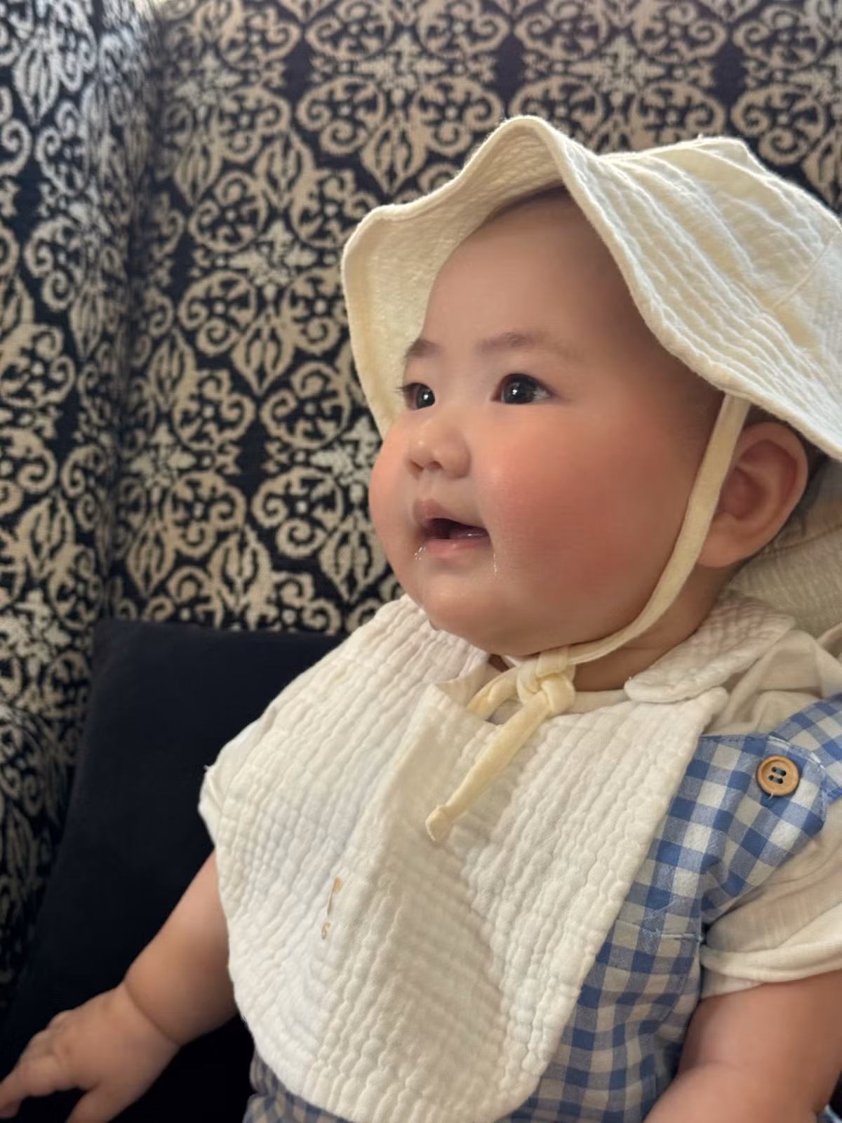 Bé Mochi khi mới vài tháng tuổi đã gây mê với ngoại hình xinh xắn.