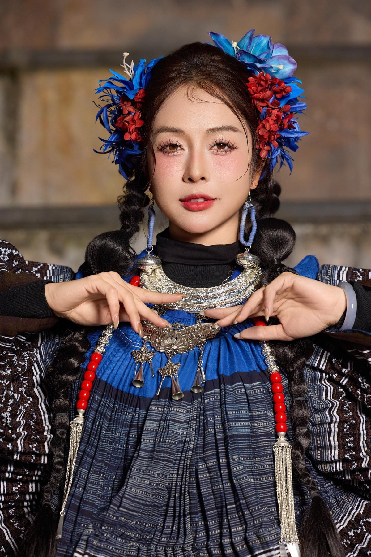 Trải qua sóng gió trong chuyện tình cảm, ở thời điểm hiện tại, cô có cuộc hôn nhân hạnh phúc bên cạnh đại gia Đức Hải và các con. Người đẹp thành công xây dựng hình ảnh một phụ nữ trưởng thành, có gia đình và sự thành đạt nhất định, không chỉ xinh đẹp mà còn tài giỏi.