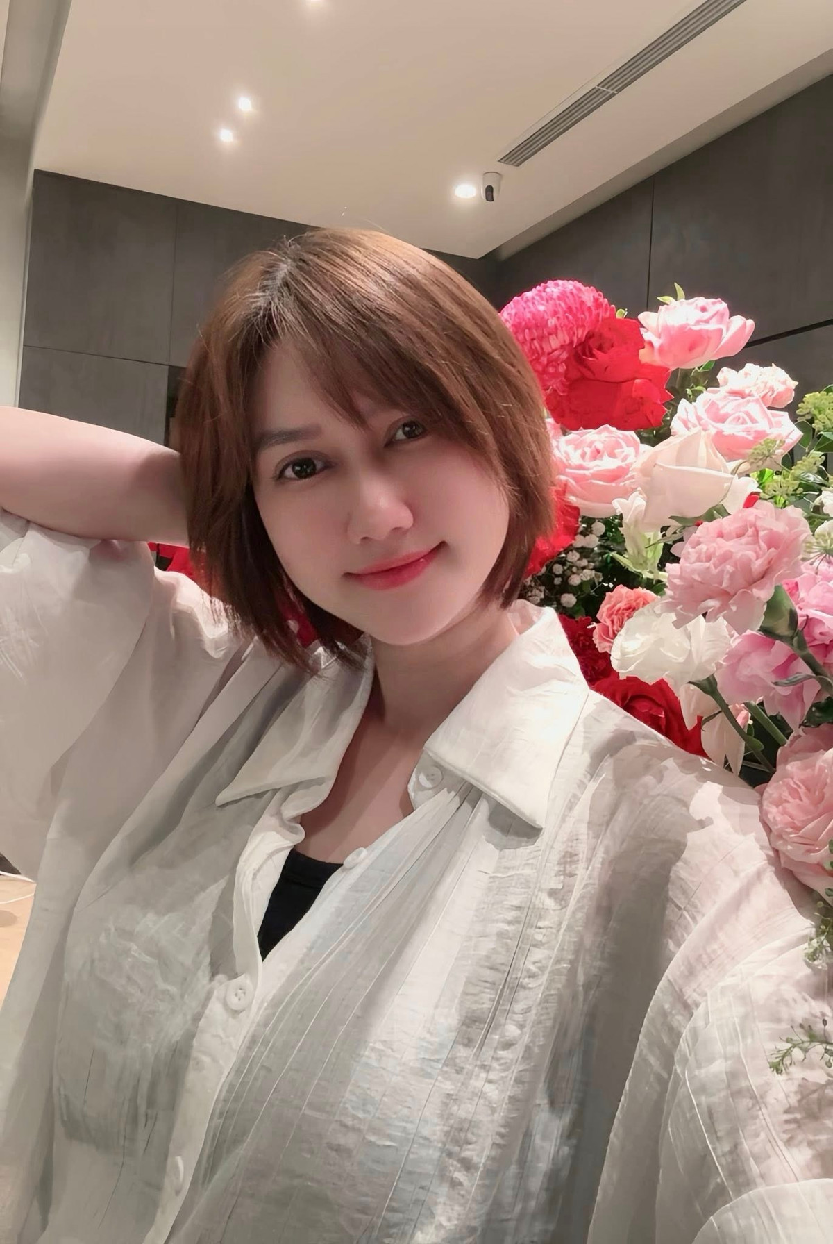 Trước đó, khi mang thai, Hương Giang "Mắt to" không để tăng cân quá nhanh nên khi sinh xong, người đẹp mới "về dáng" hiệu quả. Ảnh: FB Nguyễn Hương Giang