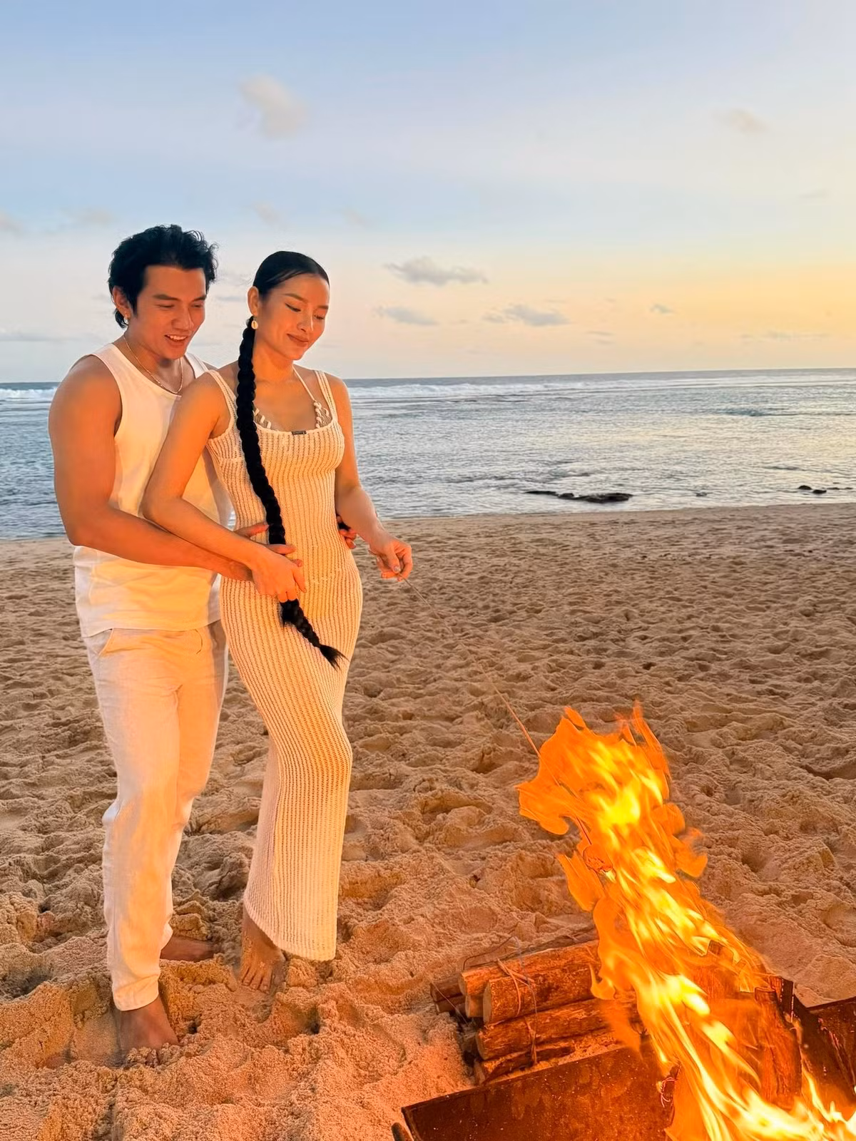 Lý Bình - Phương Trinh Jolie 'trốn con' hẹn hò lãng mạn. Ảnh: FB Phương Trinh Jolie