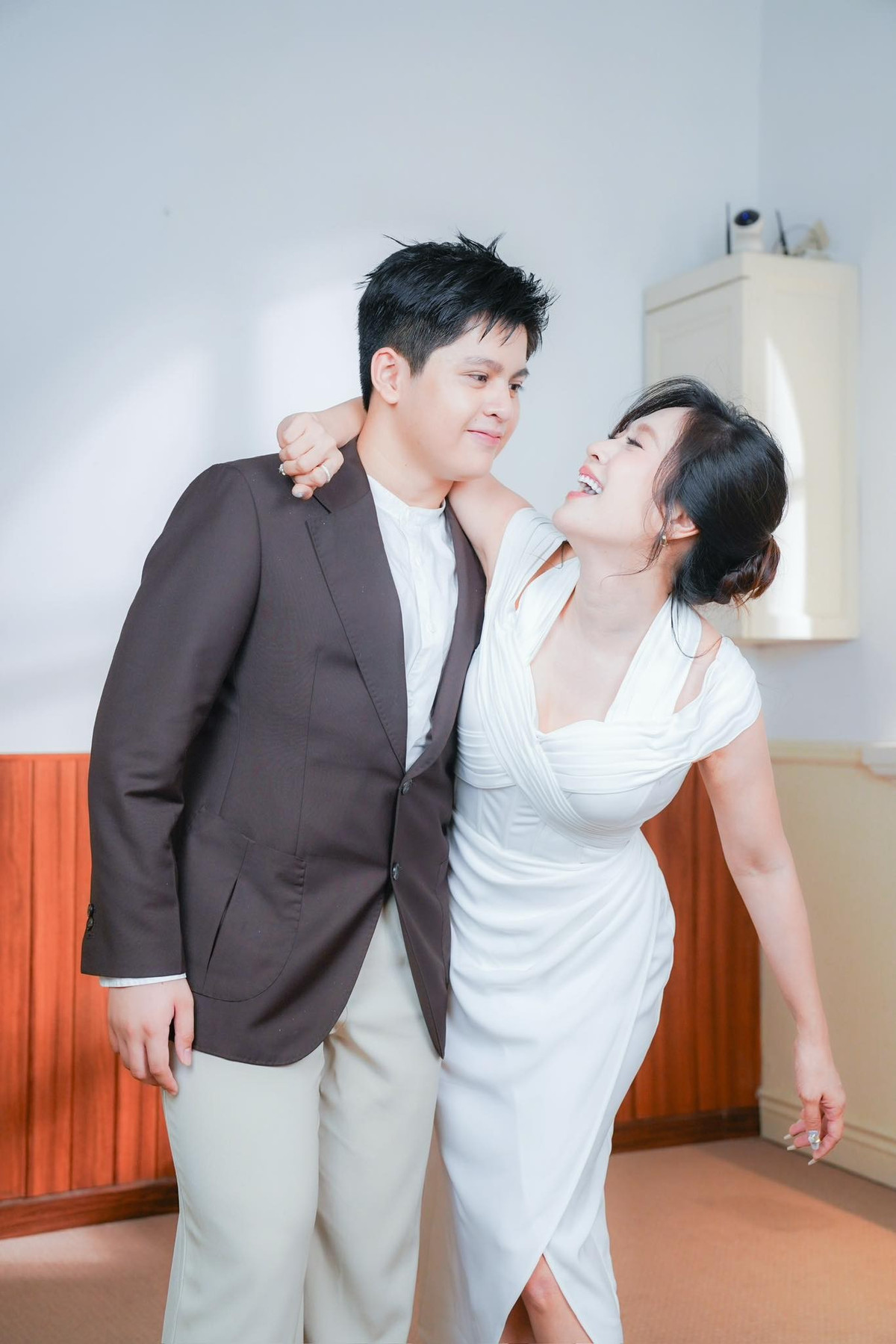 Đạo diễn Đức Thịnh mừng sinh nhật vợ - diễn viên Thanh Thúy và con trai. Ảnh: FB Đỗ Đức Thịnh