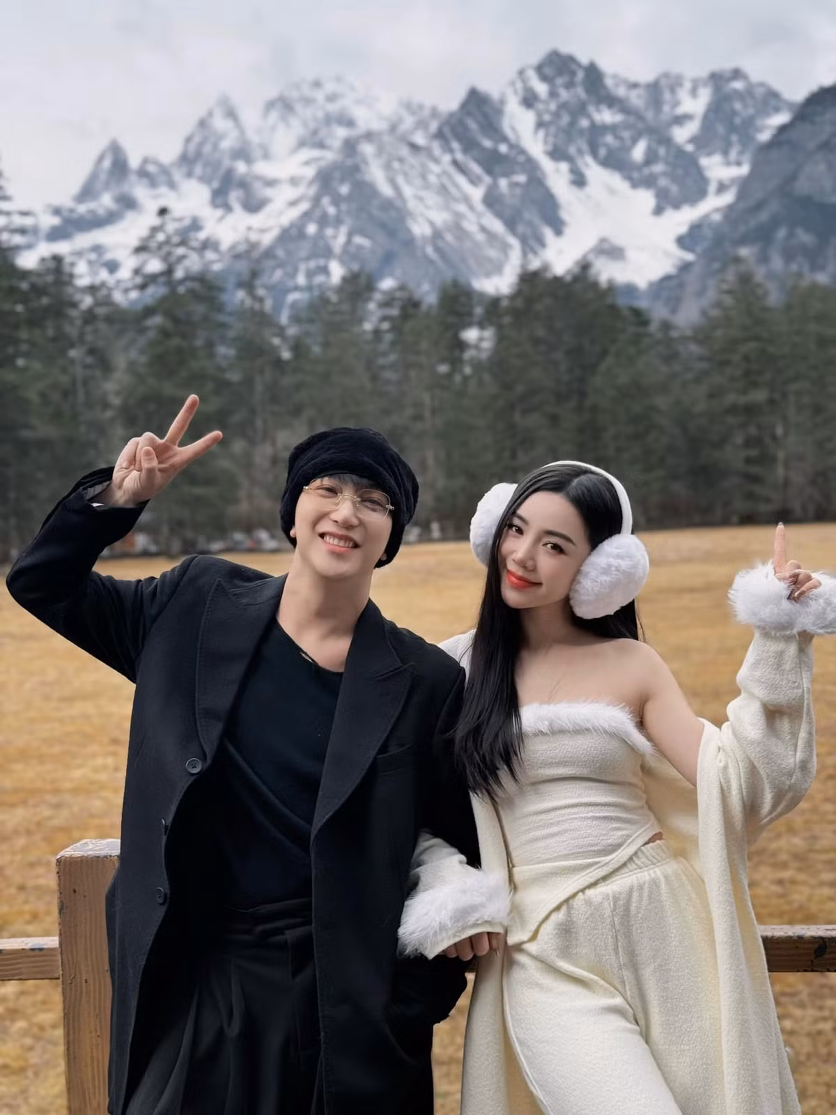 Gần đây, nam diễn viên vướng thông tin hẹn hò Quỳnh Kool nhưng cả hai không lên tiếng. Ảnh: FB B Trần