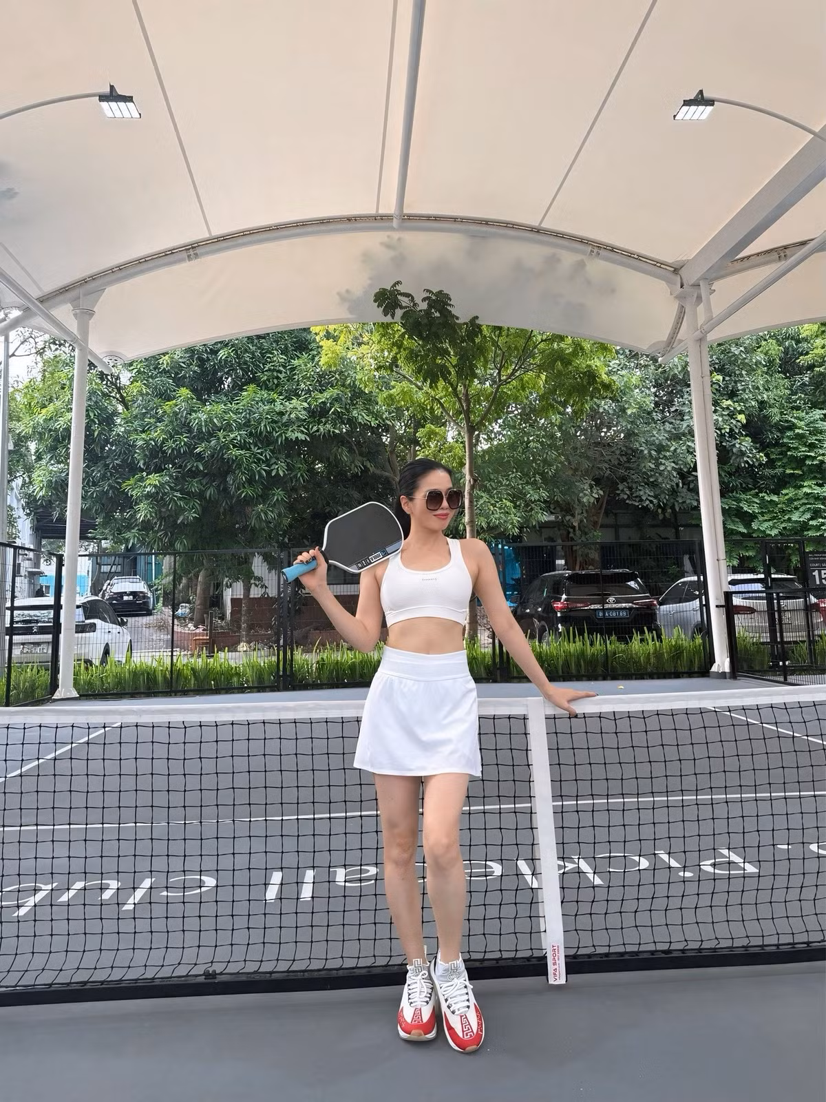 Nữ ca sĩ chăm chỉ tập luyện nhiều bộ môn thể thao.