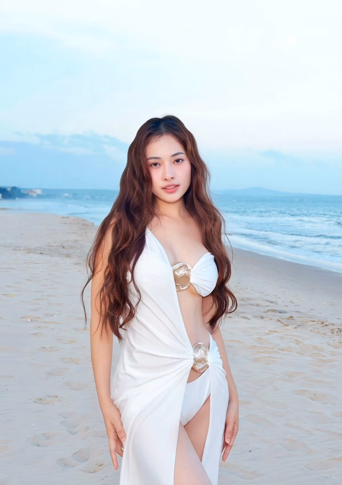 Loạt ảnh tạo dáng ở biển mới đây của vợ Dương Khắc Linh đã minh chứng vóc dáng của cô đã quay trở lại như trước đây. Ảnh: FB Lưu Ngọc Duyên