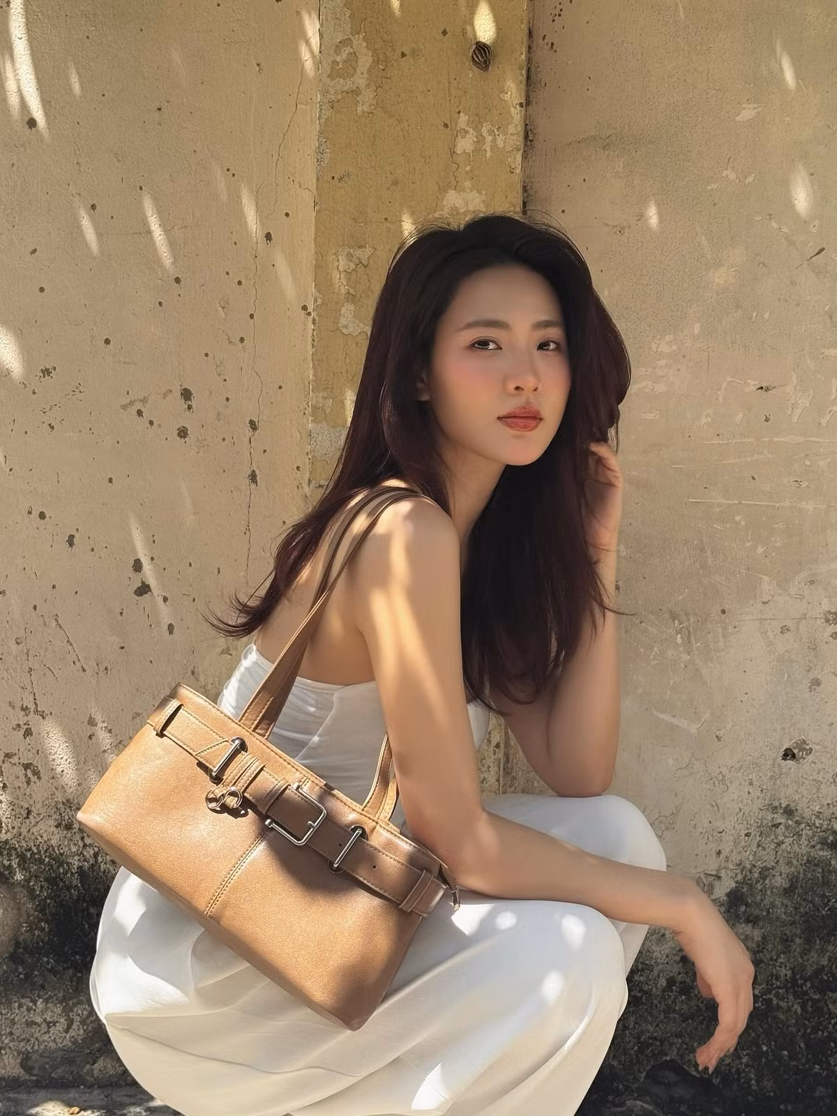 Điểm khiến Minh Trang được yêu mến không chỉ là vẻ ngoài xinh đẹp mà còn nằm ở phong cách thời trang chuẩn nàng thơ.