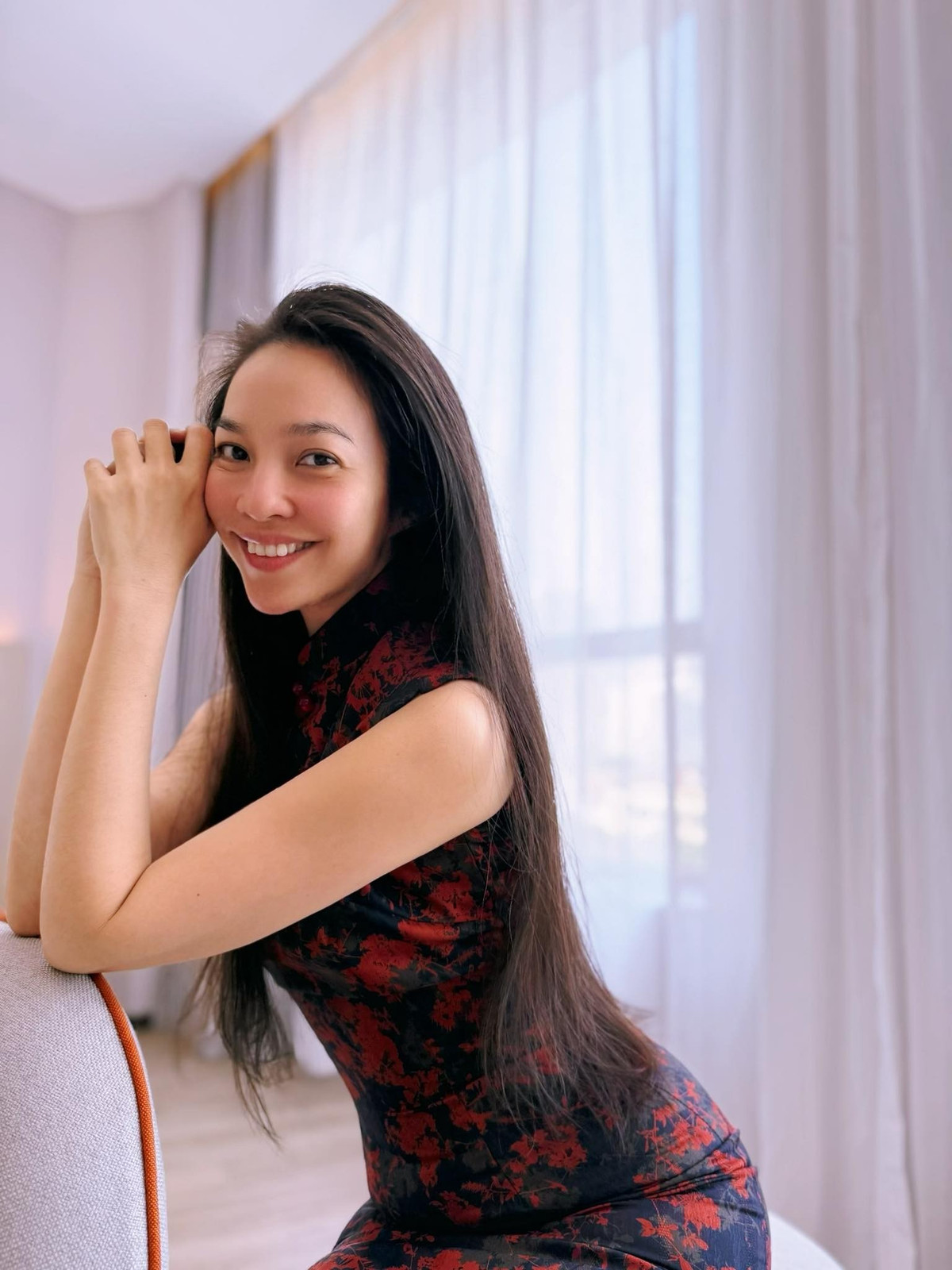 Bên cạnh ngoại hình, tinh thần tích cực và lối sống lành mạnh được cho là “chìa khóa” giúp Hiền Thục luôn giữ được vẻ rạng rỡ.