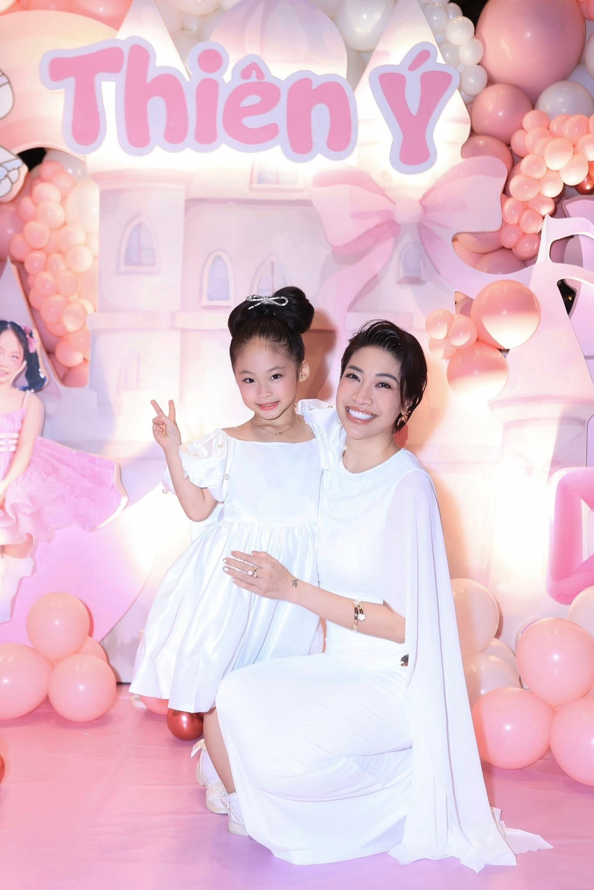 Pha Lê tổ chức sinh nhật cho con gái 5 tuổi. Ảnh: Pha Lê Crystal