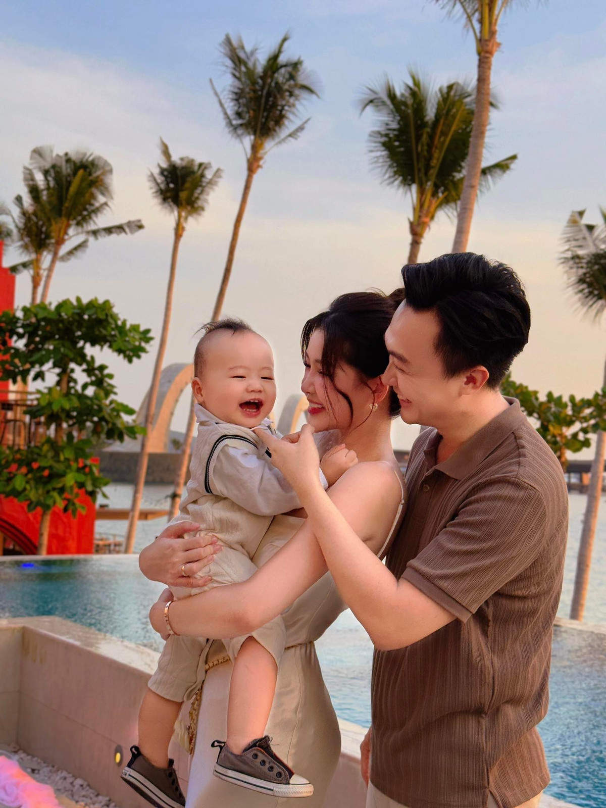 Trong dịp sinh nhật tuổi 29 của Ngân Anh vào đầu năm 2024, ông xã đã tặng cô một căn nhà mới. Ảnh: FB Lê Âu Ngân Anh