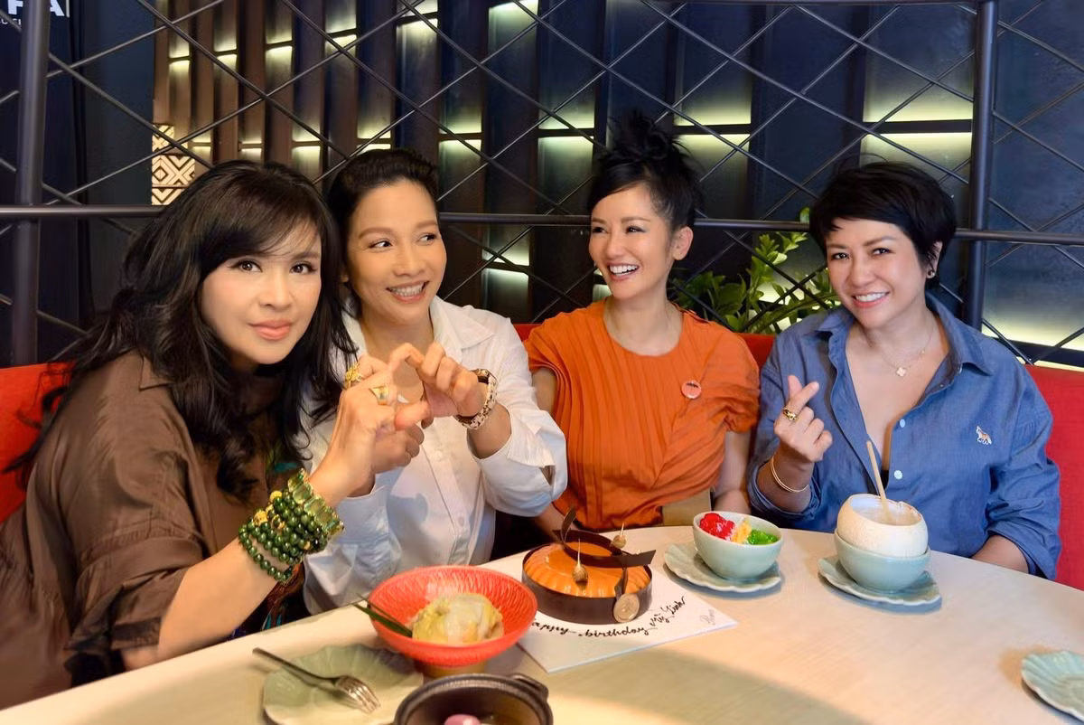Thanh Lam, Hồng Nhung tụ họp mừng sinh nhật Mỹ Linh. Ảnh: FB Mỹ Linh