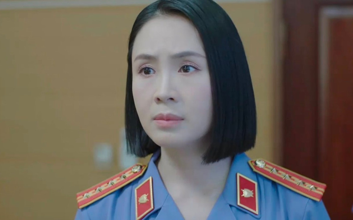 Thời gian gần đây, Hồng Diễm trở thành tâm điểm chú ý khi tham gia bộ phim Lằn ranh. Trong phim, cô đảm nhận vai Thu – viện phó Viện Kiểm sát Nhân dân tỉnh Việt Đông.