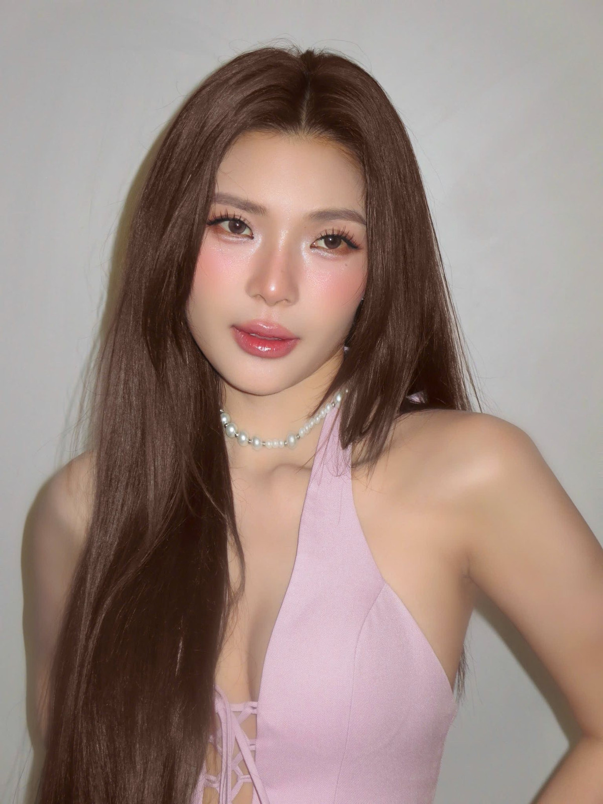 Thúy Diễm được ông xã Lương Thế Thành khen trong trẻo, ngọt ngào khi thử phong cách trang điểm mới. Ảnh: FB Nguyễn Ngọc Thuý Diễm