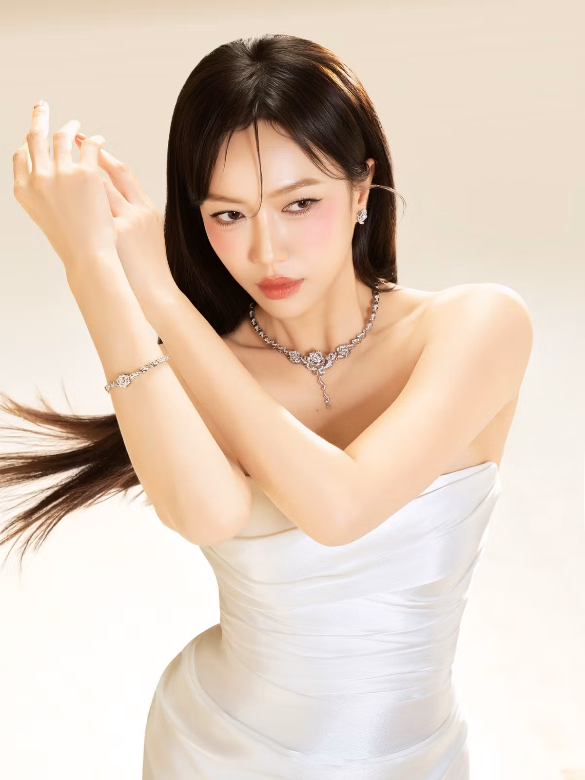 Cô hiểu rõ ưu – nhược điểm của bản thân và không ngừng hoàn thiện để làm mới hình ảnh trước công chúng.