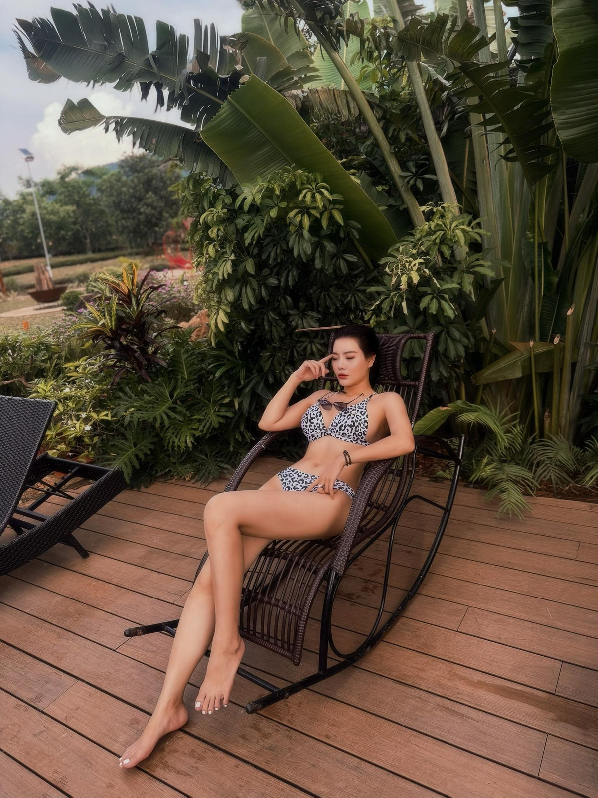 Diễn viên Thanh Hương khoe thân hình săn chắc khi diện đồ bơi. Ảnh: FB Nguyen Thanh Huong