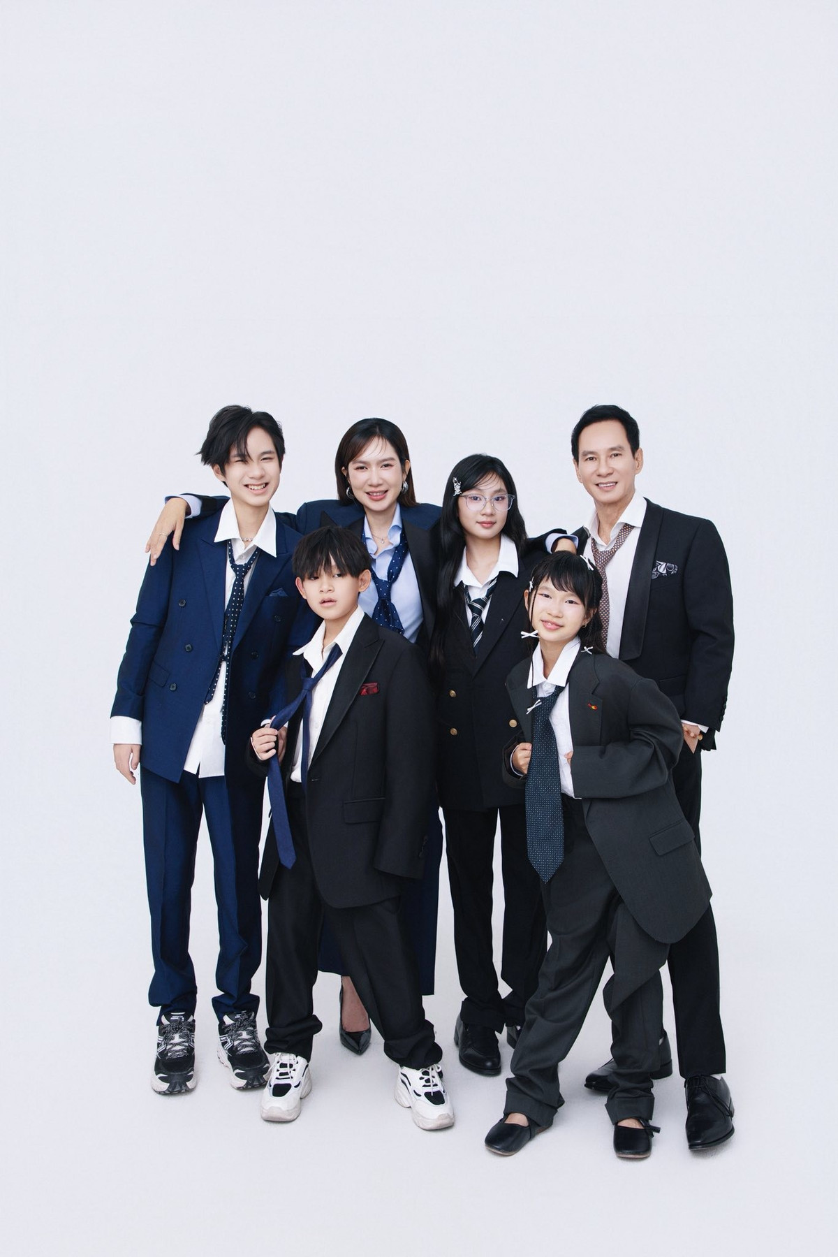 Không chỉ ghi dấu bằng những khoảnh khắc kỷ niệm, vợ chồng Lý Hải – Minh Hà còn được yêu mến bởi cách nuôi dạy con gần gũi, giản dị.