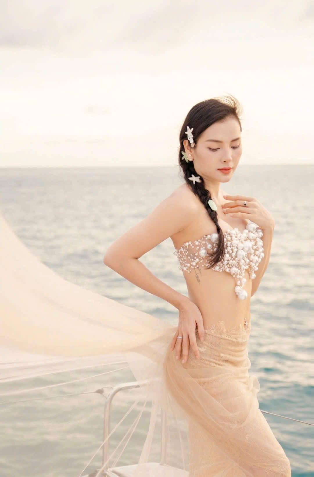 Phương Trinh Jolie khoe dáng gợi cảm. Ảnh: FB Phương Trinh Jolie