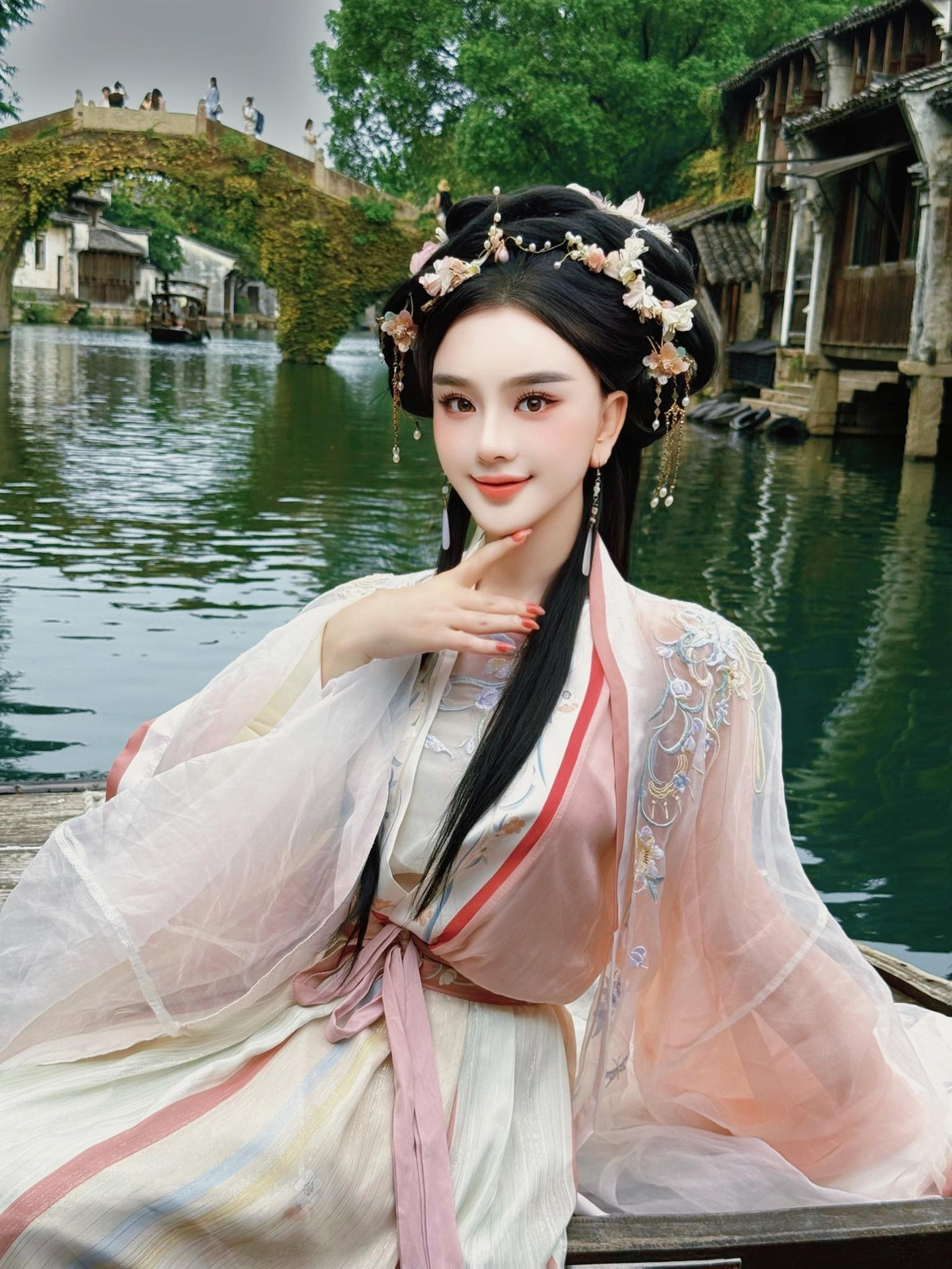 Lâm Khánh Chi du lịch ở Trung Quốc. Ảnh: FB Lâm Khánh Chi