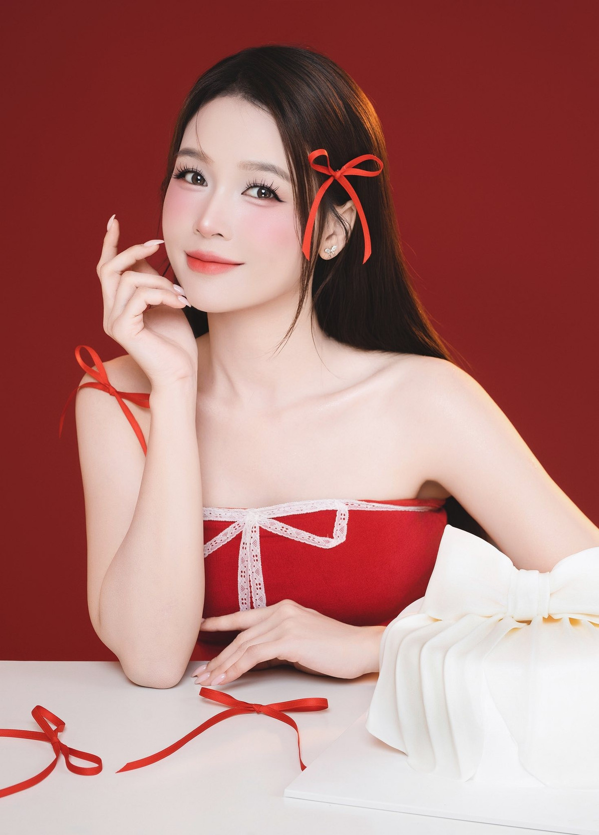 View - 'Phú bà' Sam gây choáng vì nhan sắc ngọt ngào như tuổi 20 | Báo Tri thức và Cuộc sống - TIN TỨC PHỔ BIẾN KIẾN THỨC 24H