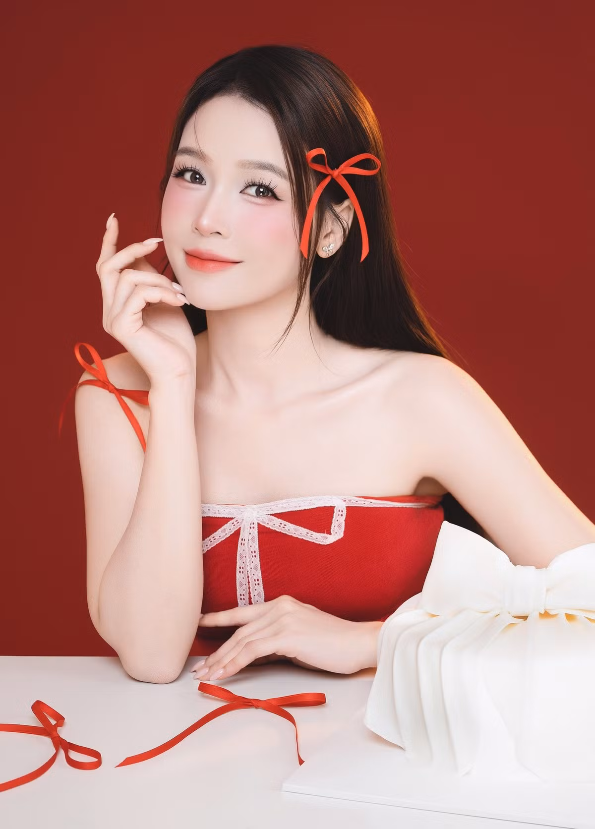 Sam từng gây chú ý khi tiết lộ đang sở hữu khối tài sản hơn 50 tỷ đồng, bao gồm nhà, xe và nhiều khoản đầu tư cá nhân.