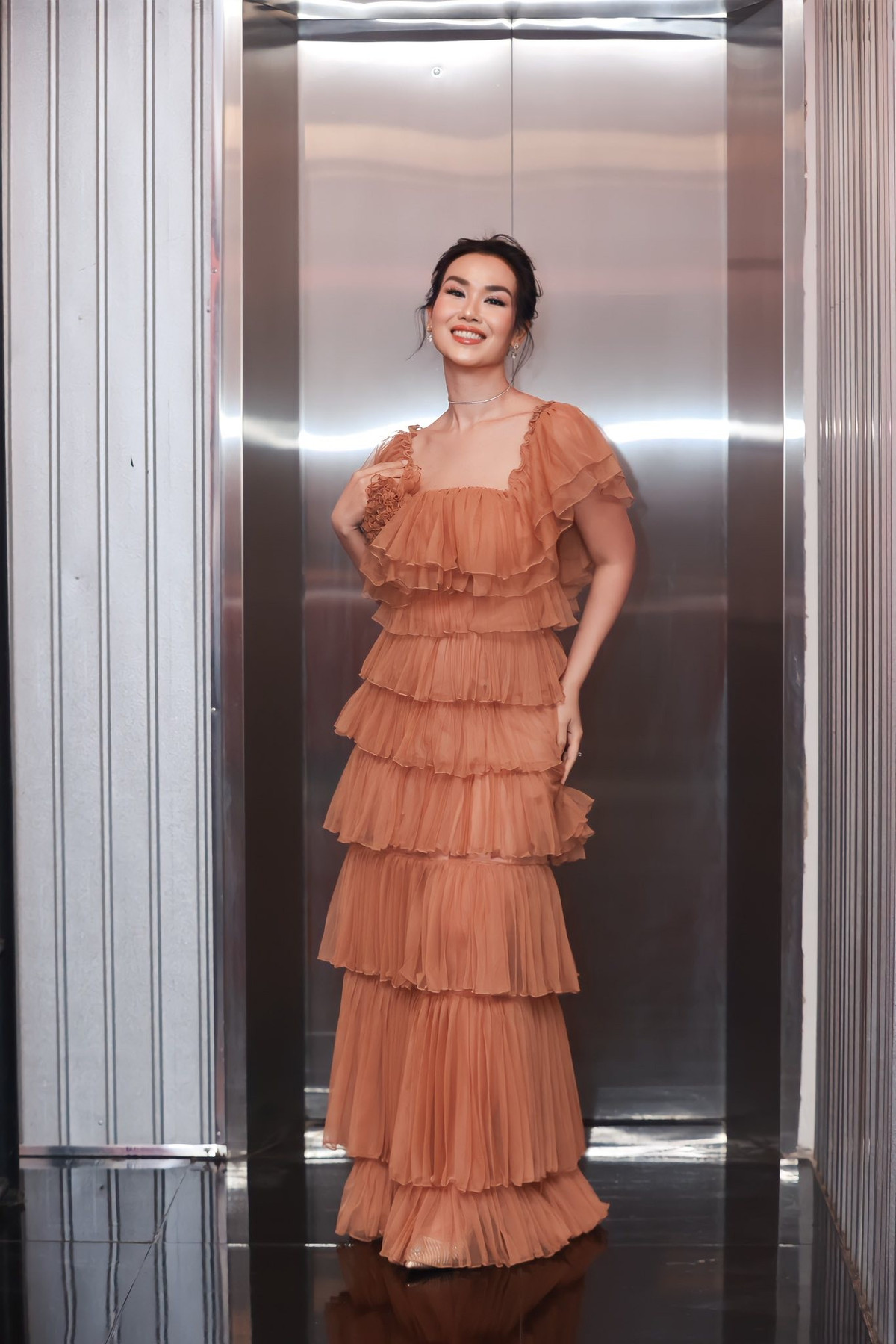 Ca sĩ Võ Hạ Trâm chăm chỉ chạy show. Ảnh: FB Võ Hạ Trâm