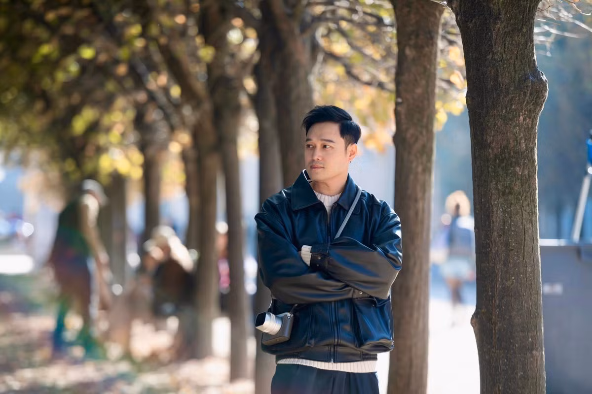 Quang Vinh dạo chơi mùa thu châu Âu. Ảnh: FB Quang Vinh