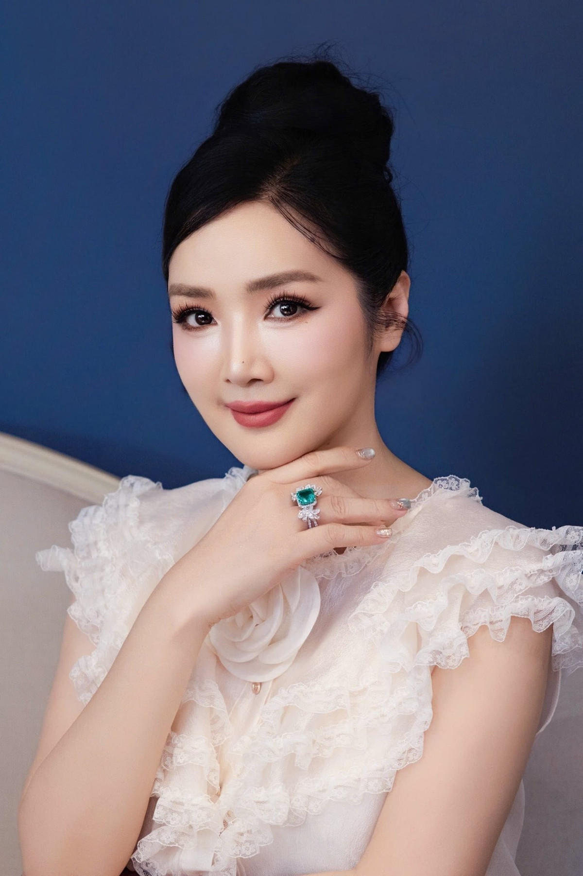 Giáng My khoe cận nhan sắc miễn nhiễm với thời gian. Ảnh: FB Giang My Nguyen