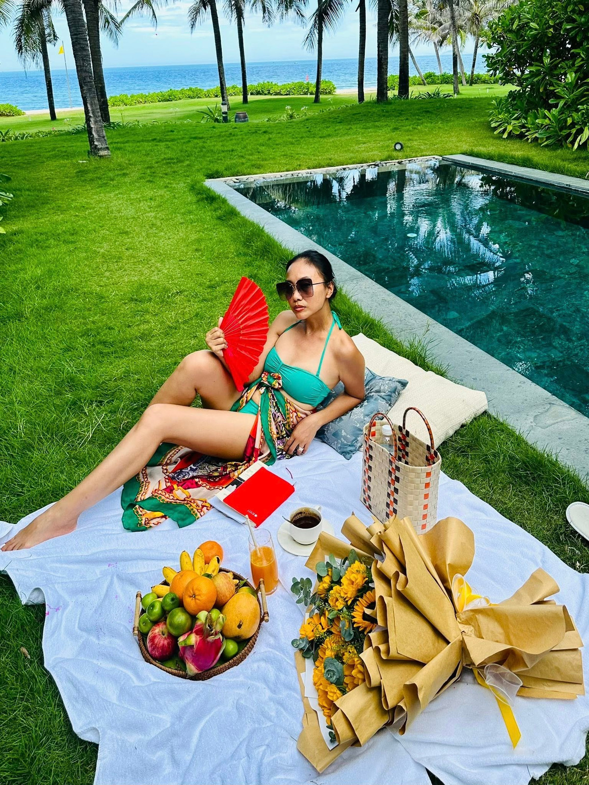 Đây là những hình ảnh hiếm hoi Đoan Trang công khai khoe vóc dáng trong trang phục bikini, bởi cô vốn là người khá kín đáo trong cuộc sống cá nhân. Ảnh: FB Doan Trang