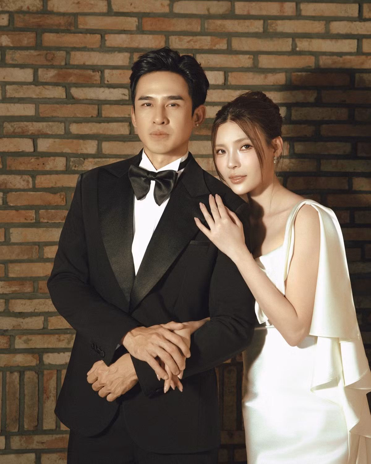 Lương Thế Thành vốn là gương mặt quen thuộc của màn ảnh Việt, gắn liền với hình tượng điển trai, mạnh mẽ và phong thái chuẩn “soái ca”.