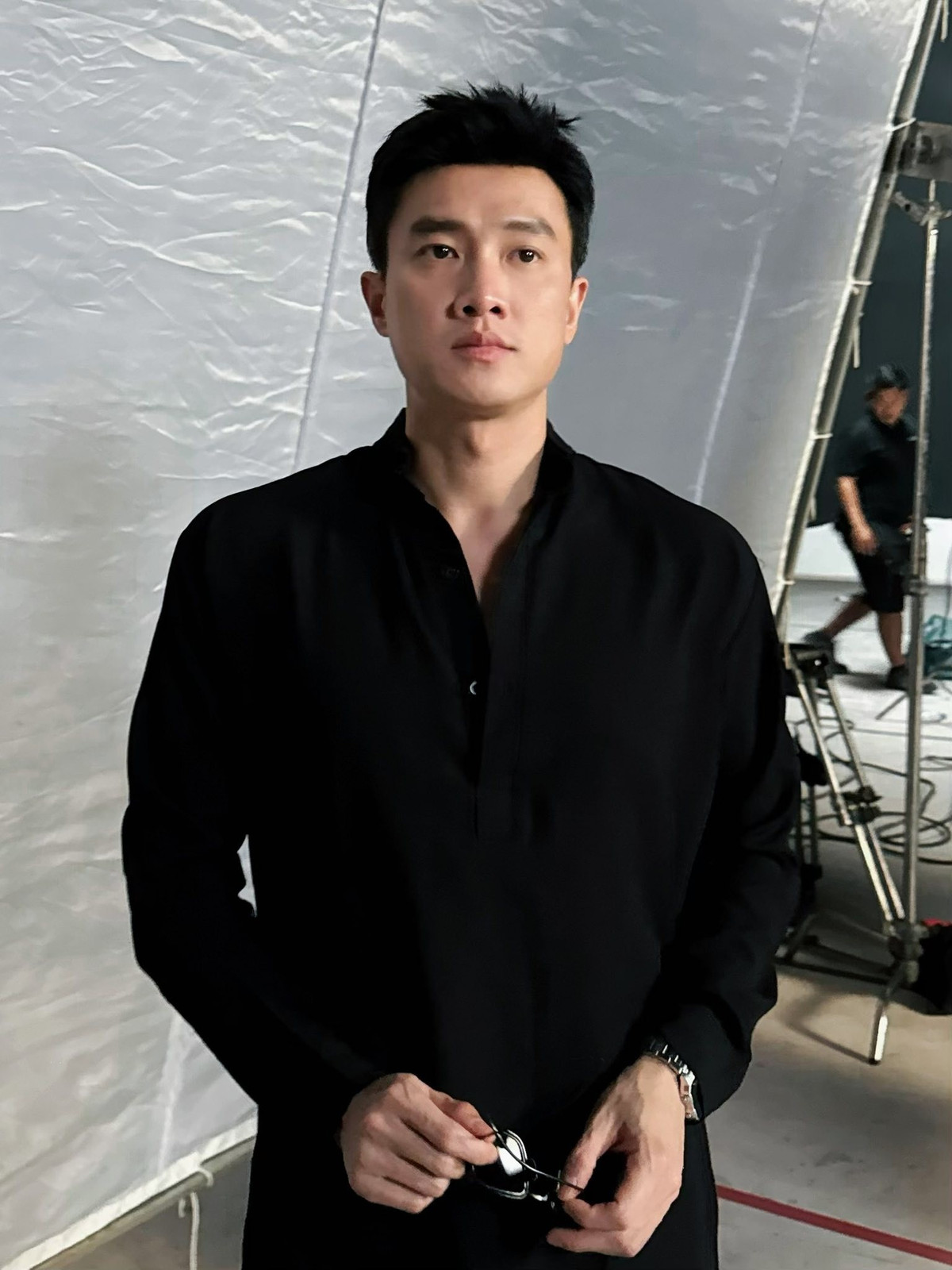 Diễn viên Quốc Trường hài hước ví mình là "Tổng đài cảm lạnh Việt Nam". Ảnh: FB Nguyễn Quốc Trường