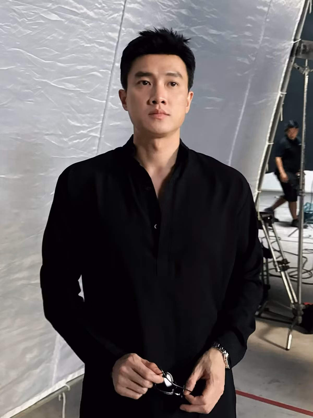 Diễn viên Quốc Trường hài hước ví mình là "Tổng đài cảm lạnh Việt Nam". Ảnh: FB Nguyễn Quốc Trường