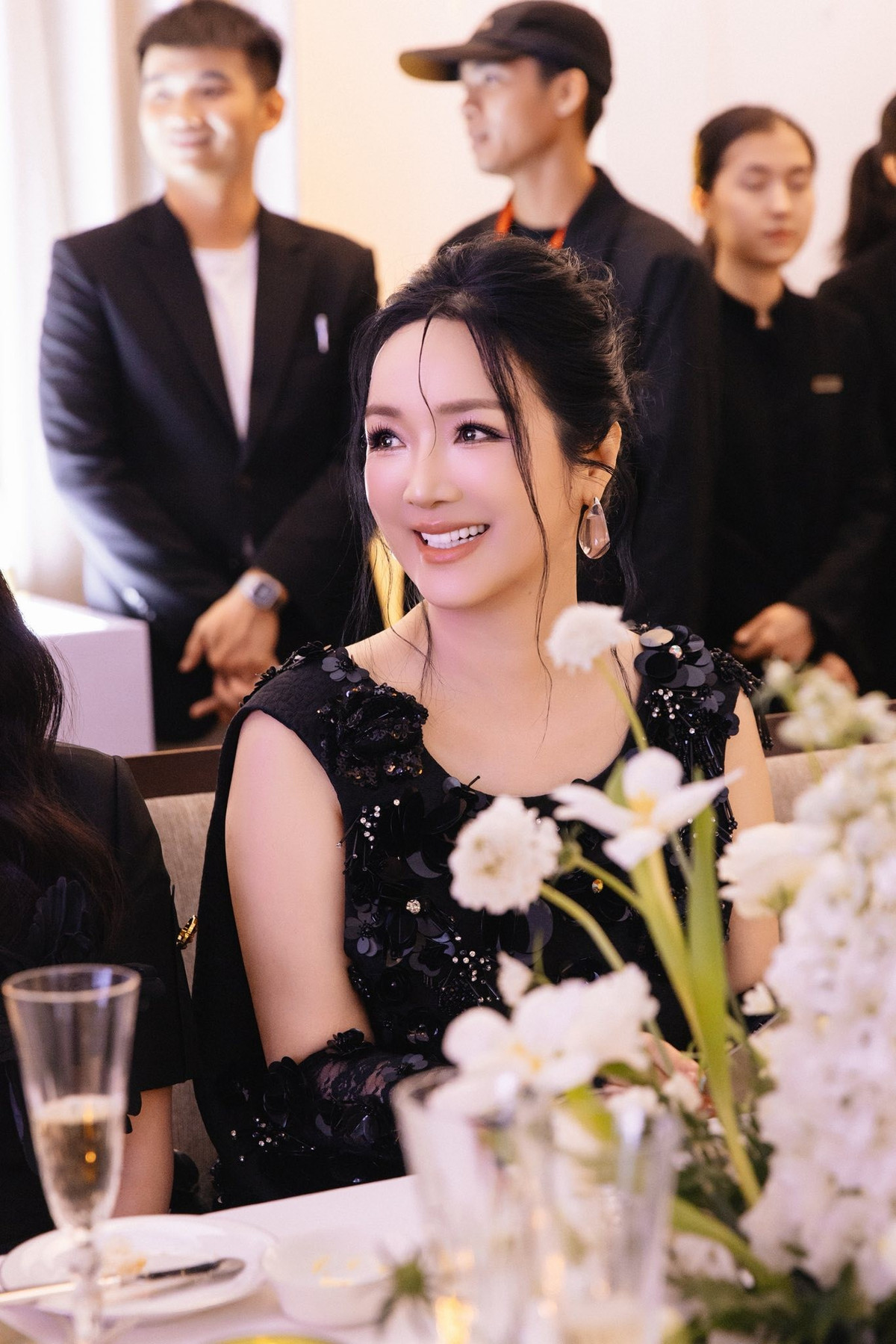 Hoa hậu Giáng My đẹp gợi cảm, sang trọng khi diện váy đen lấp lánh dự sự kiện. Ảnh: FB Giáng My