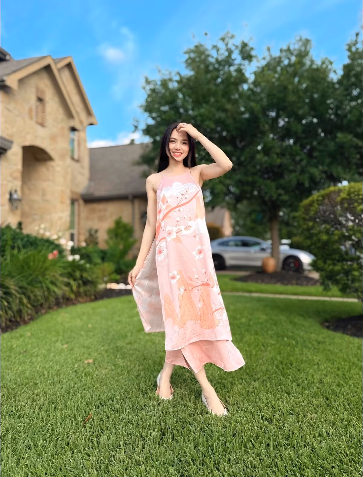 Nhiều khán giả theo dõi Đinh Ngọc Diệp lâu năm cũng dành nhiều lời khen ngợi khi nhan sắc của nữ diễn viên ngày càng thăng hạng và lấy lại phong độ so với thời kỳ đỉnh cao.