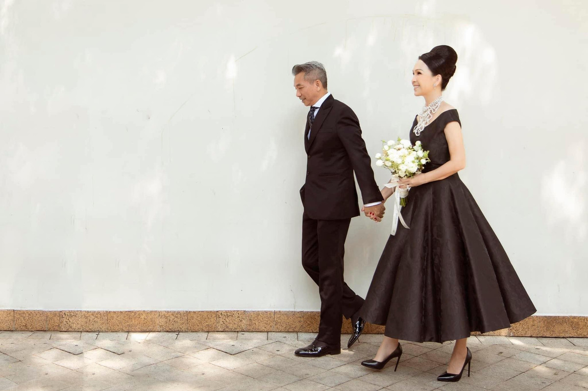 Trong đời sống thường nhật, cả hai theo đuổi lối sống tối giản, dành phần lớn thời gian cho gia đình và các con. Dù bận rộn với công việc riêng, họ vẫn luôn ưu tiên những khoảnh khắc sum vầy.