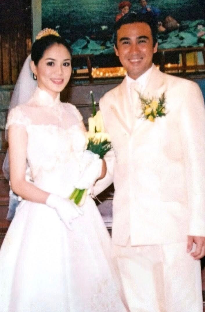 Nghệ sĩ Quyền Linh nhắn gửi bà xã Dạ Thảo những lời yêu thương nhân cột mốc hai thập kỷ về chung nhà. Ảnh: FB Quyền Linh