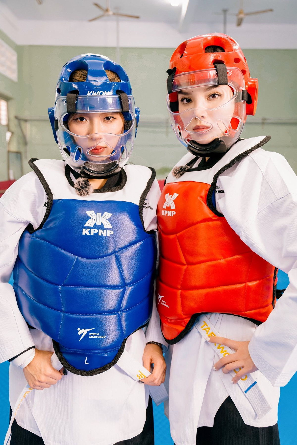 Hoa hậu Kỳ Duyên đi tập taekwondo cùng người mẫu Đồng Ánh Quỳnh. Ảnh: FB Nguyen Cao Ky Duyen