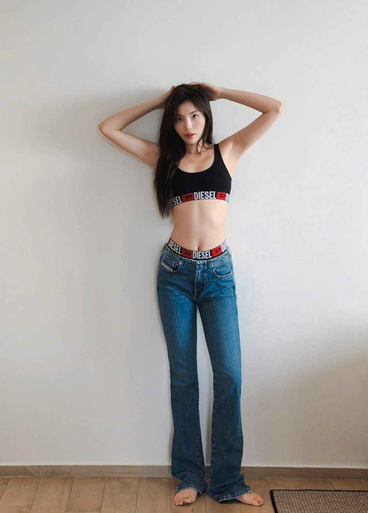 Hoa hậu Kỳ Duyên mặc nội y, khoe khéo vòng eo không chút mỡ thừa. Ảnh: FB Nguyen Cao Ky Duyen