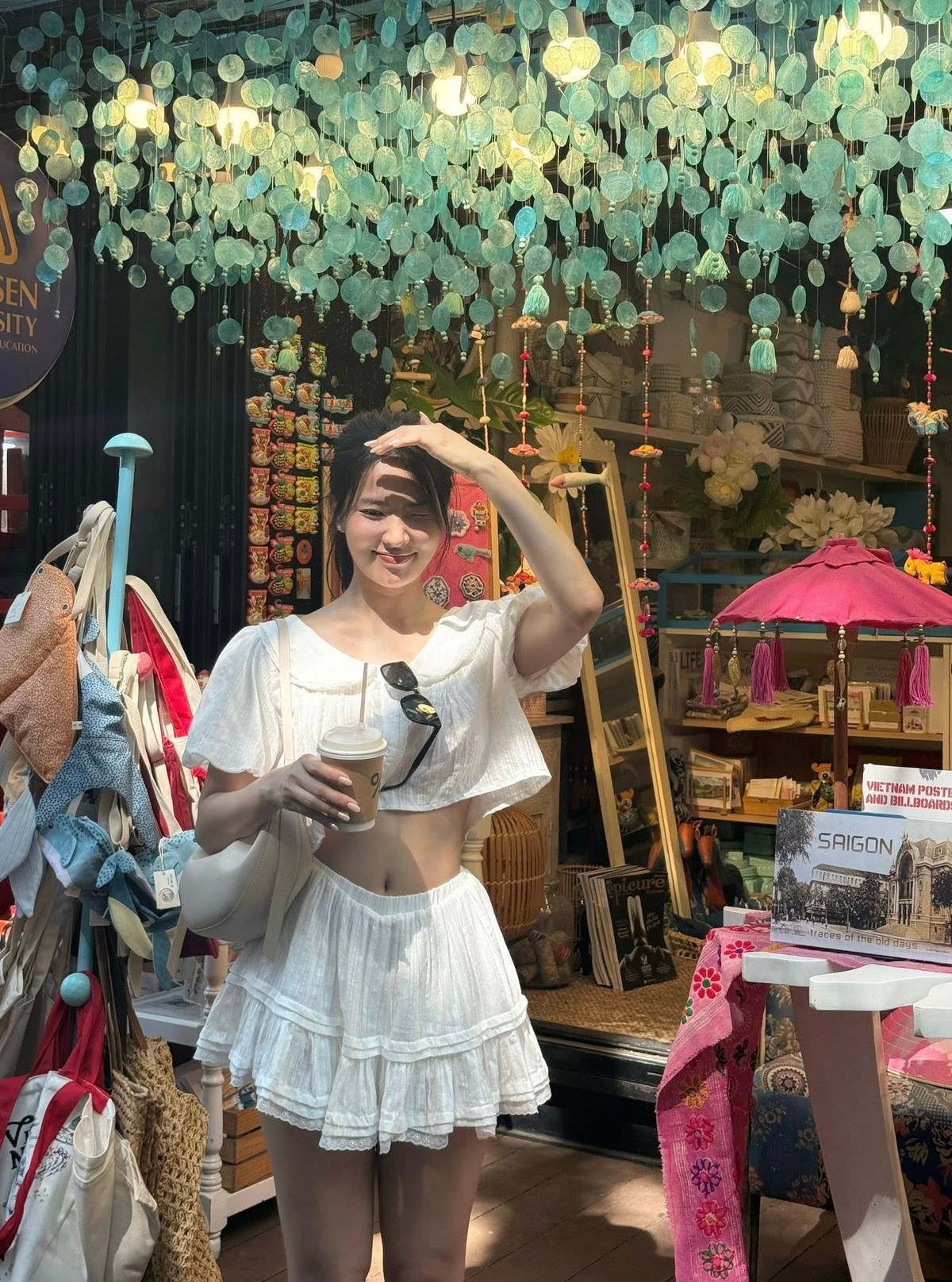 Theo dõi trang cá nhân của nữ diễn viên khán giả dễ dàng nhận ra hình ảnh Minh Trang ngày càng tự tin hơn trong cách ăn mặc.