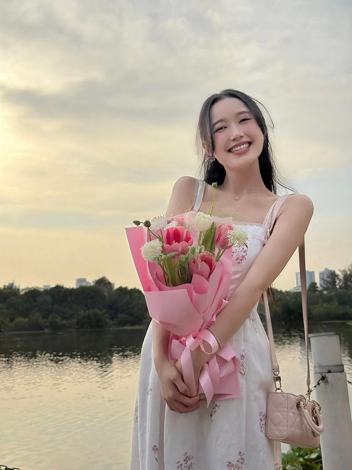 Ở tuổi 34, Nhung Gumiho vẫn giữ được vẻ ngoài trẻ trung đáng ngưỡng mộ.